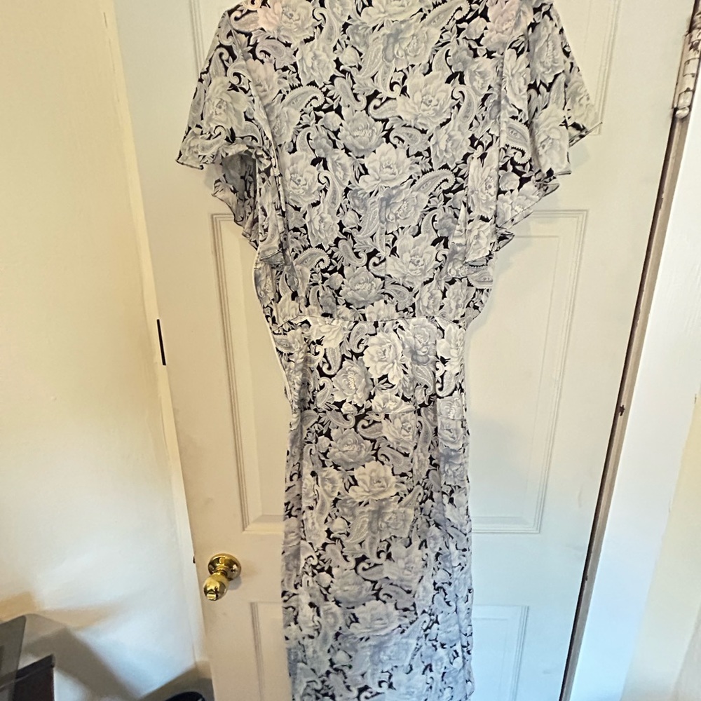 Short sleeve Blue v-cut maxi dress - Picture 5 of 5
